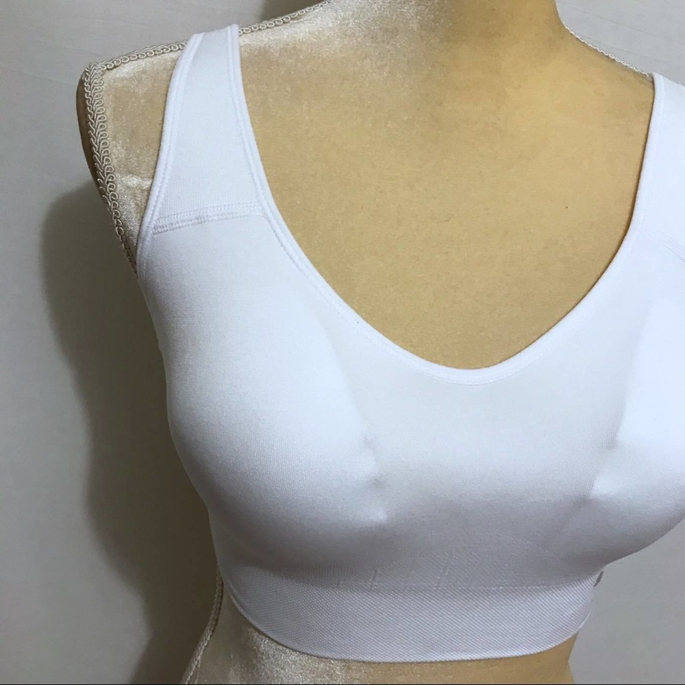 Puma “2/$20” NWOT White Seamless Sports Bra Women Various - Picture 3 of 12